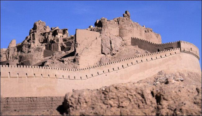 اتفاق ايراني ايطالي على صيانة قلعة بم الاثرية