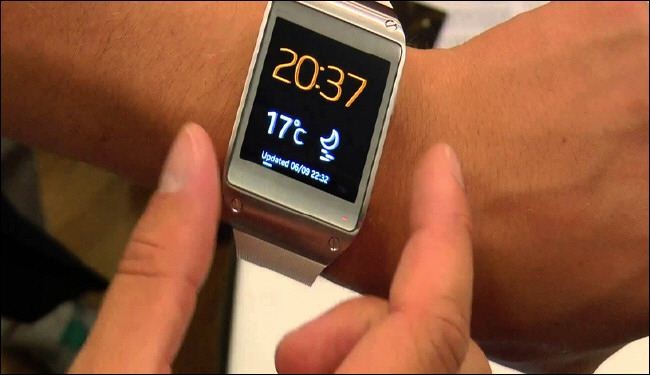 تزويد ساعة سامسونج Samsung الذكية بشاشات لمسية مرنة