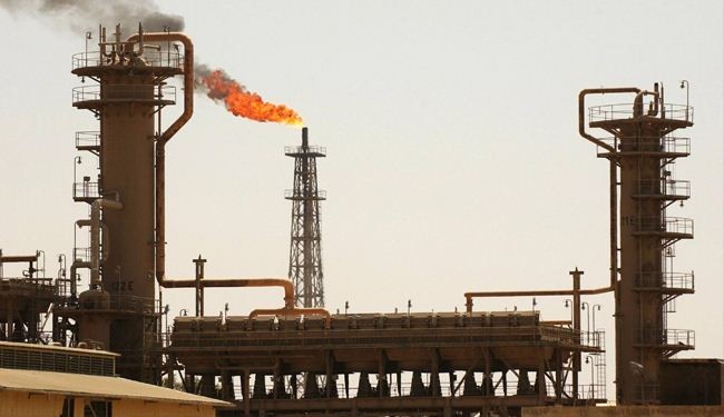 إيران تتطلع لتقديم أفضل اتفاقيات نفطية منافسة مع العراق