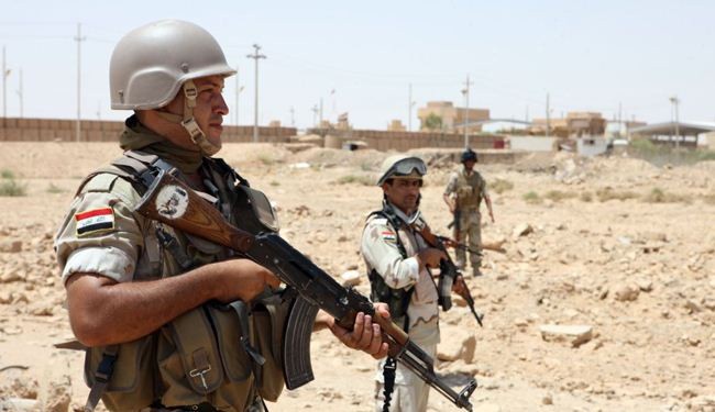 الأمن العراقي يقتل ارهابيا ويفجر سيارته المفخخة غربي الموصل
