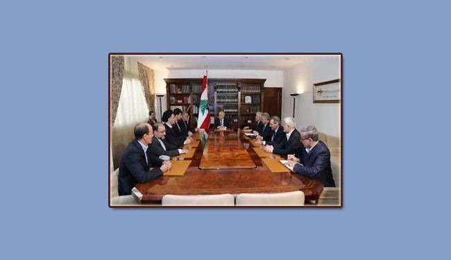 بروجردي يبحث مع الرئيس اللبناني ازمات المنطقة وحلولها