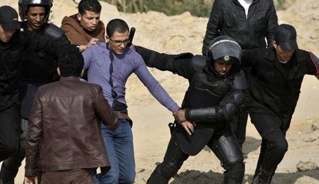 بازداشت 7نفر به اتهام اقدام علیه پلیس مصر