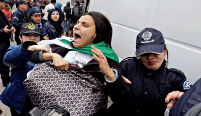 سرکوب اعتراض مردم الجزایر به نامزدی بوتفلیقه