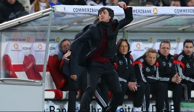 هموم مدرب منتخب المانيا يواكيم لوف