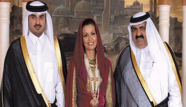 مادر امیر قطر از غول‌های منطقه می‌ترسد