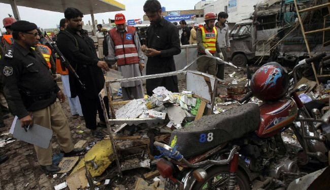 19 قتيلا في اعتداءات في بيشاور وكويتا في باكستان