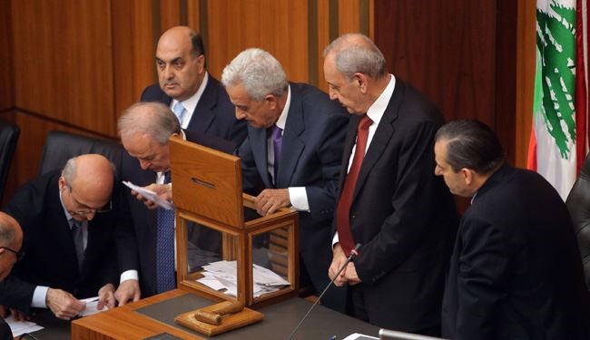 انتخاب رئیس جمهور لبنان بازهم به تاخیر افتاد