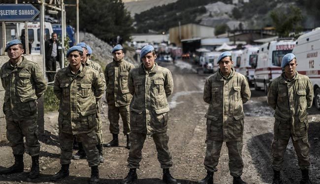 الشرطة التركية تعتقل 24 شخصا على خلفية كارثة المنجم