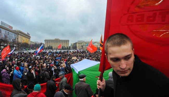 سكان خاركوف سيجرون استفتاء حول انفصال عن أوكرانيا