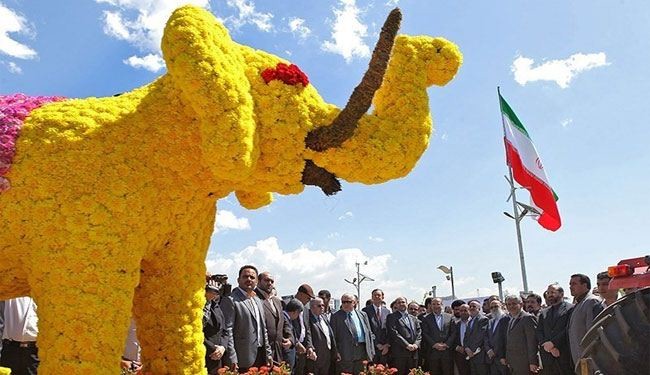 بالصور؛ طهران تفتتح المعرض الدولي الـ11 للزهور والنباتات