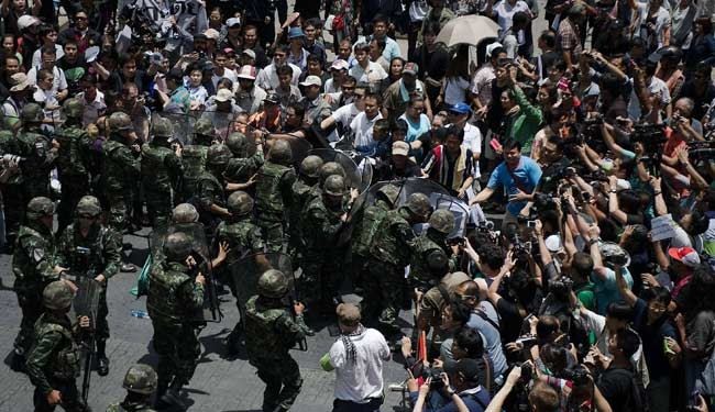 المجلس العسكري يوجه اخر انذار للمتظاهرين في تايلاند