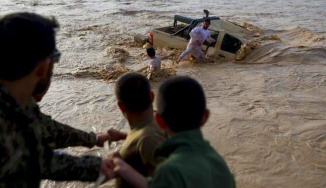 فيضانات وانزلاقات ارضية تقتل العشرات بأفغانستان