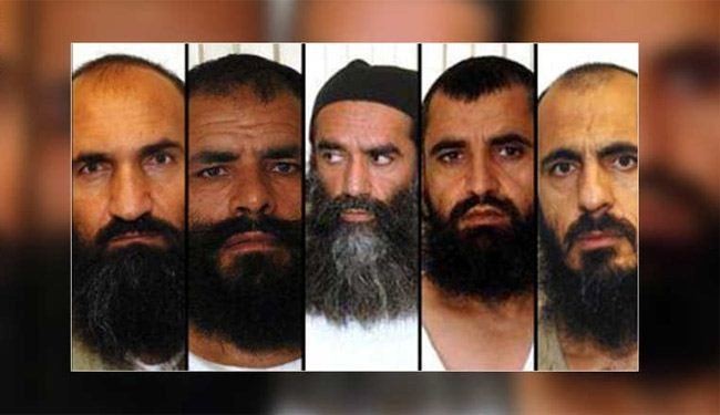 قادة طالبان المفرج عنهم.. من السجن إلى حياة البذخ في قطر