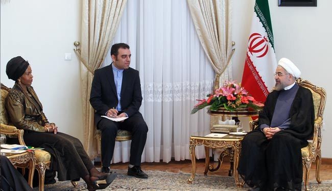 روحاني: الشركات الغربية مشغولة الان بعقد اتفاقيات تعاون مع ايران