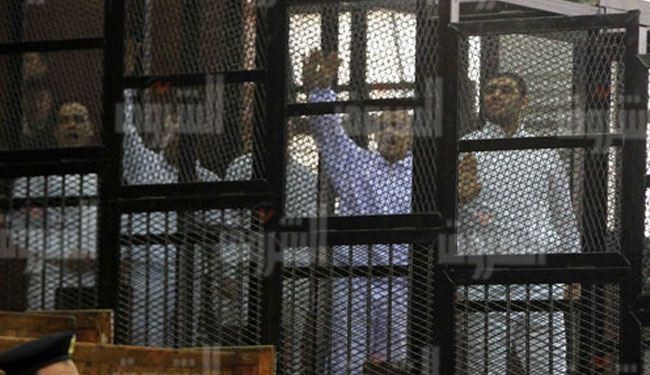 الاعدام لـ 12 من أنصار مرسي بتهمة القتل والشروع بالقتل