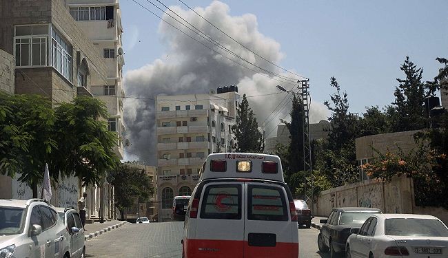 قصف عنيف لمدفعية وطيران الاحتلال وحصيلة الشهداء في تزايد