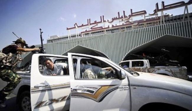 22 کشته در درگیری‌های اطراف فرودگاه طرابلس