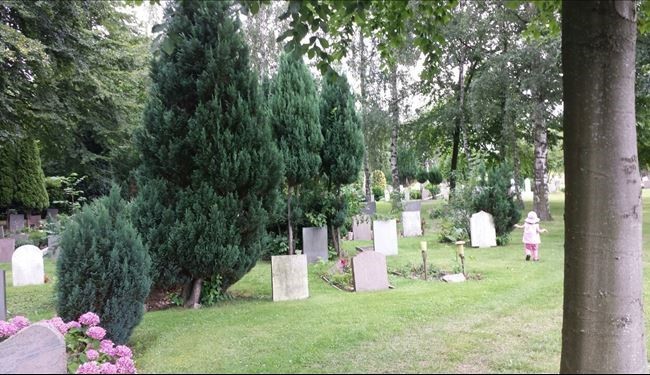 صور للمقبرة الاسلامية في السويد