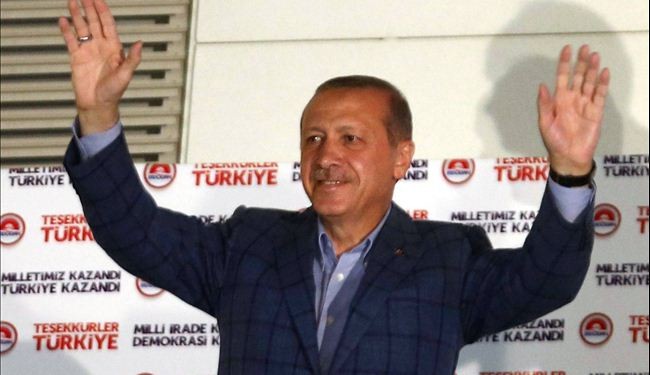 اردوغان يفوز بالرئاسة ويدعو الى الوحدة والمصالحة