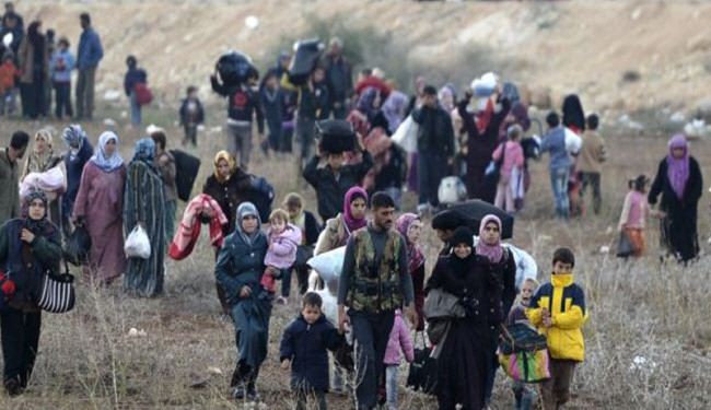 اكثر من ألفي لاجئ سوري عالقون في منطقة حدودية مع لبنان