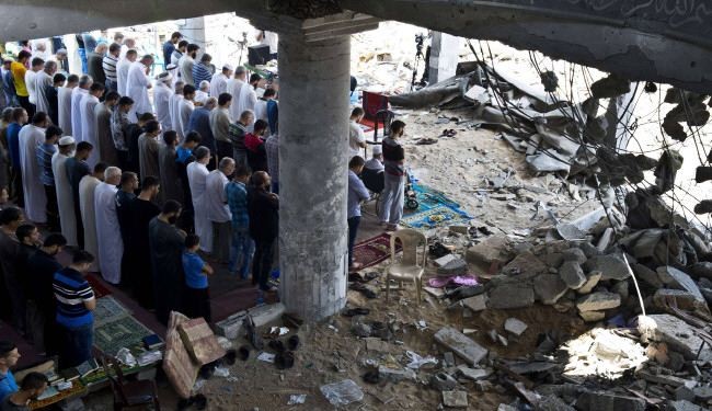 صلاة الجمعة في غزة من دون الخوف من القصف الاسرائيلي
