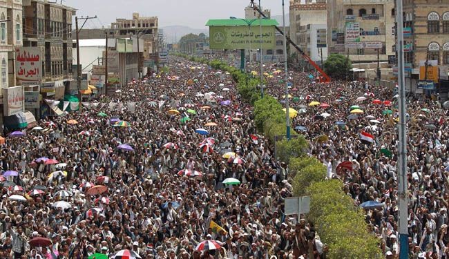تظاهرات حاشدة في صنعاء بإطار المرحلة الثالثة من التصعيد