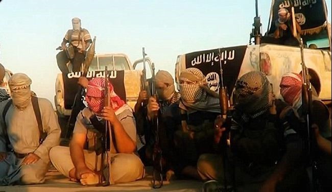 داعش براي ترک نمازجمعه جريمه تعيين كرد !