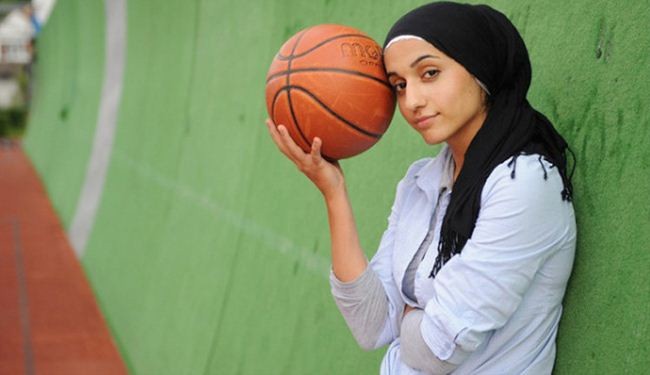 السماح للاعبات كرة السلة بارتداء الحجاب