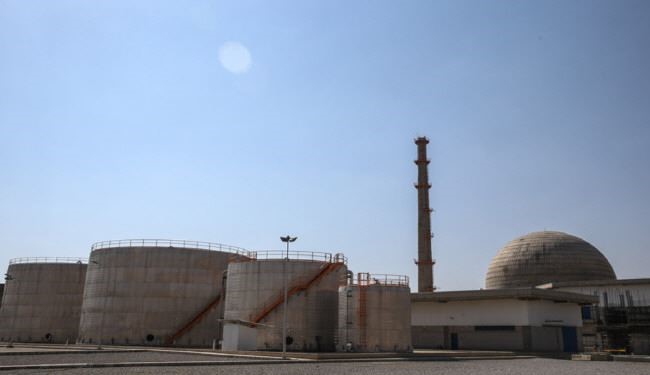 السفیر: ایران کارشناس هسته‌ای آمریکایی را نمی‌پذیرد