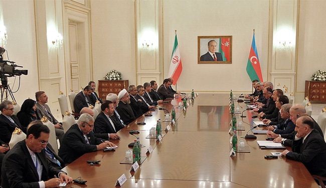ایران وآذربیجان توقعان 5 مذکرات تفاهم ووثائق للتعاون الثنائي