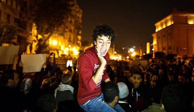 القوى الثورية تدعو لمواصلة الاحتجاجات ضد تبرئة مبارك