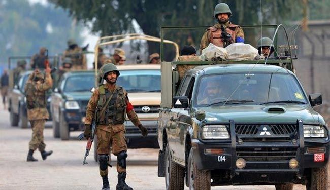 20 قتيلا بهجوم على مدرسة لابناء عسكريين في باكستان