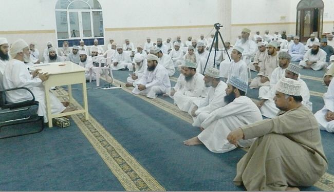 سلطنة عمان تواصل احتفالاتها بمناسبة المولد النبوي الشريف