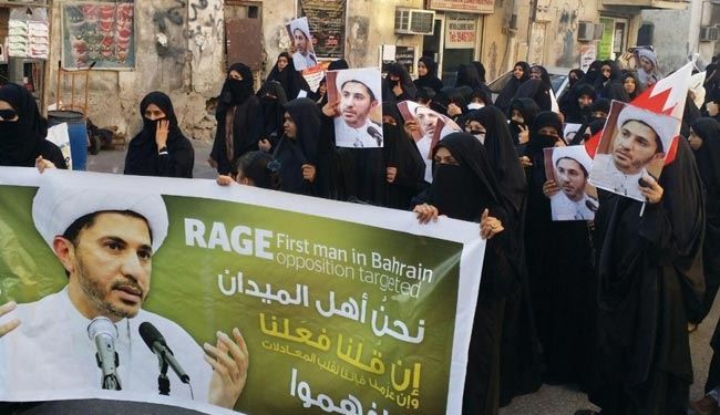 تصاویر؛ تظاهرات مردم منامه در حمایت از شیخ سلمان