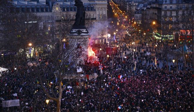 لماذا لم يشارك المغرب بمسيرة باريس ضد الارهاب؟