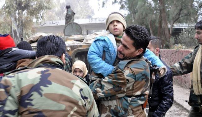 الجيش السوري يؤمن خروج 4 الاف شخص من الغوطة الشرقية
