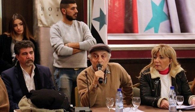 ممثلو المعارضة يجرون مشاورات بموسكو تمهيدا للقاء بوفد دمشق
