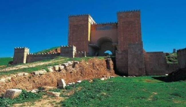 داعش دیوار باستانی نینوی را منفجر کرد
