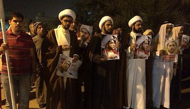 بالصور،غضب شعبي تنديدا باستمرار اعتقال الشيخ سلمان