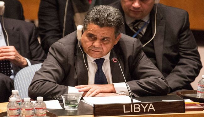 وزير خارجية ليبيا يطالب رفع حظر السلاح عن الحکومة