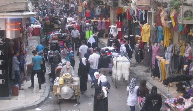 إعتصام لسكان مخيم اليرموك للمطالبة بخروج المسلحين
