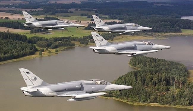 جمهوری چک به عراق جنگنده فروخت