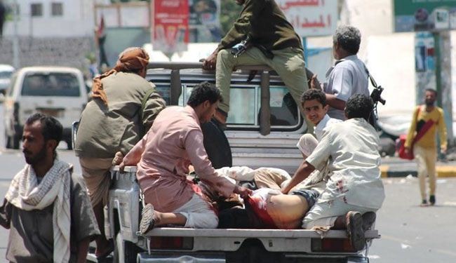 تجدد العدوان على صنعاء وعشرات الضحايا في عدن (صور)