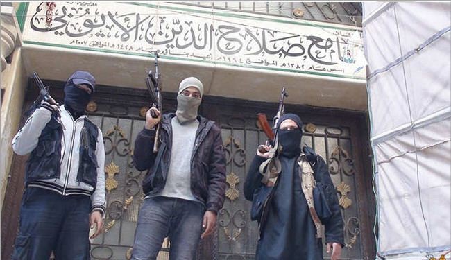 بالصور/داعش الارهابي ينشر لقطات لعناصره في مخيم اليرموك