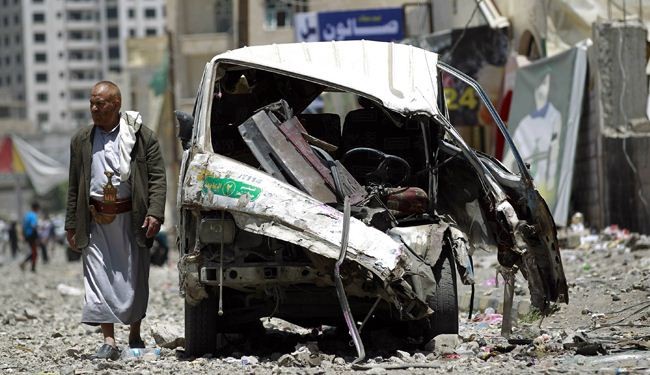 استمرار العدوان على اليمن؛ ومعسكر للقاعدة بيد الجيش واللجان