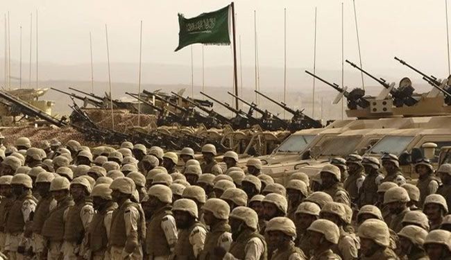السعودية تدرب مسلحين يمنيين لمواجهة الجيش واللجان الثورية