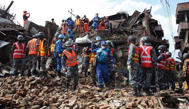بريطانية تنجو باعجوبة من تسونامي 2004 وزلزال نيبال!