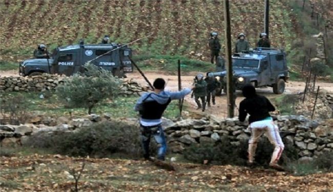 اصابة اكثر من 15 فلسطينيا بالرصاص في مواجهات مع الاحتلال