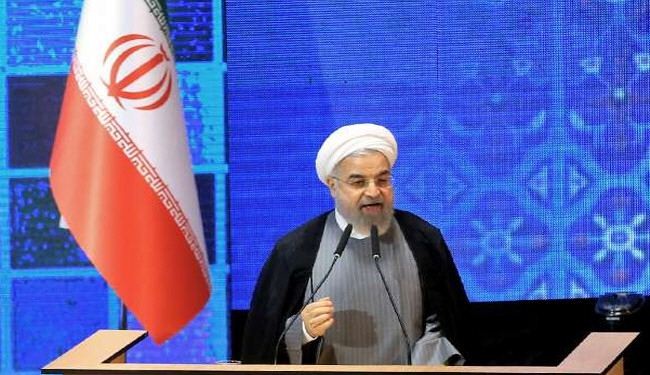 الرئيس روحاني: القران الکریم هو العامل الرئیسي في وحدة المسلمین