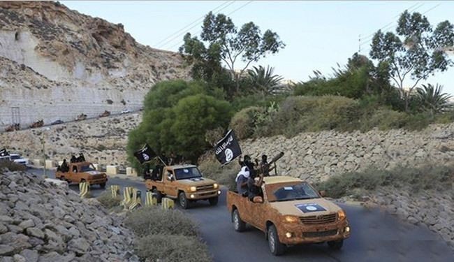 داعش دو جنگنده لیبیایی را منفجر کرد